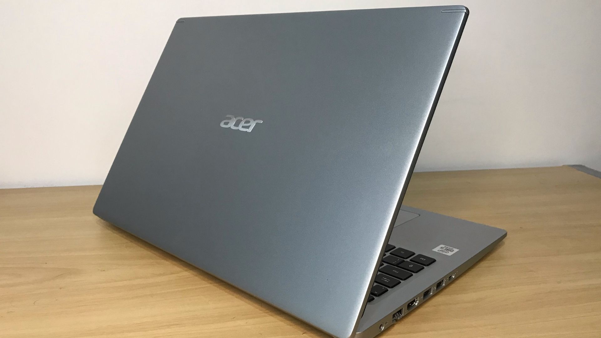 Acer Aspire 5 tem bom custo-benefício (Foto: Guilherme Toscano)