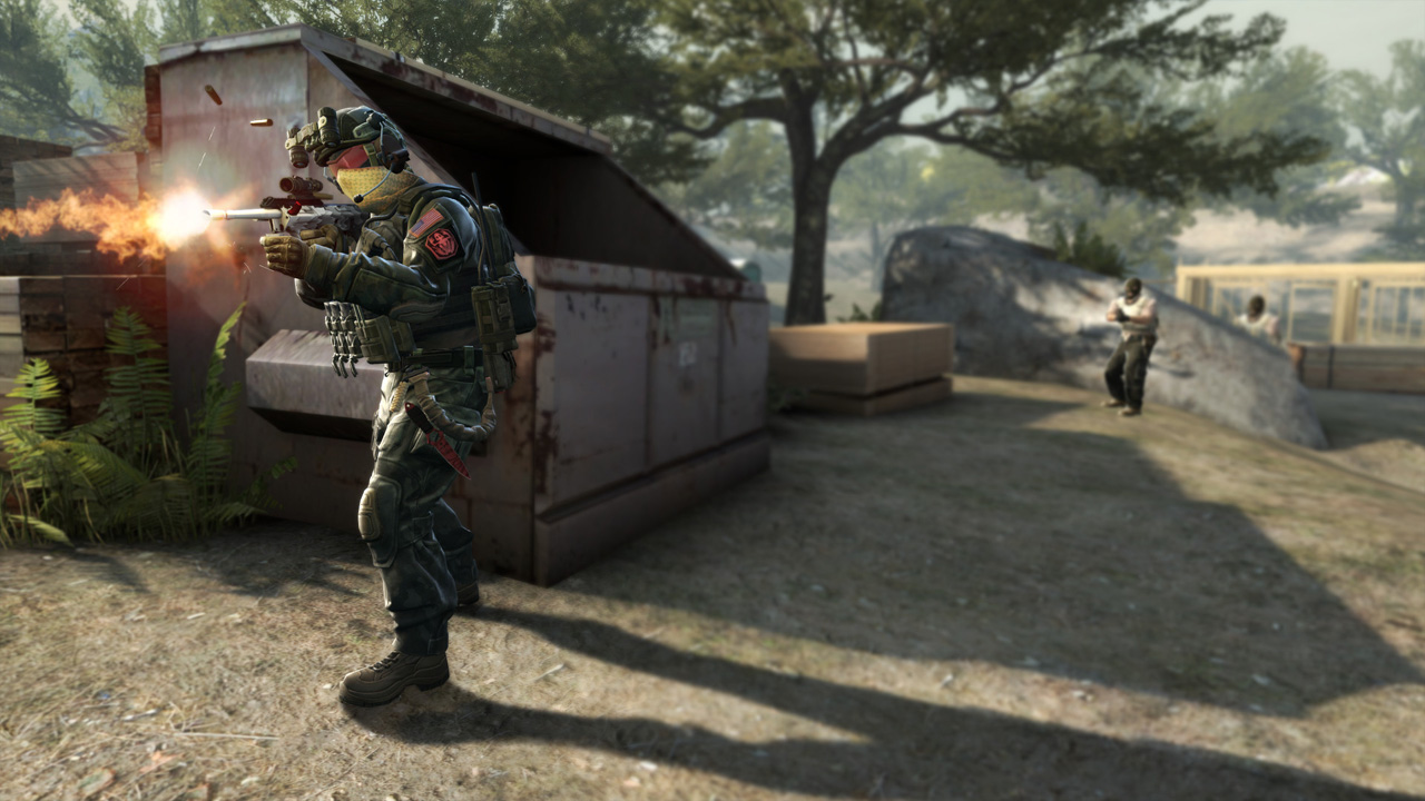 Ilustração de CS:GO, mostrando um militar atirando com um fuzil, com dois personagens atrás mirando nele