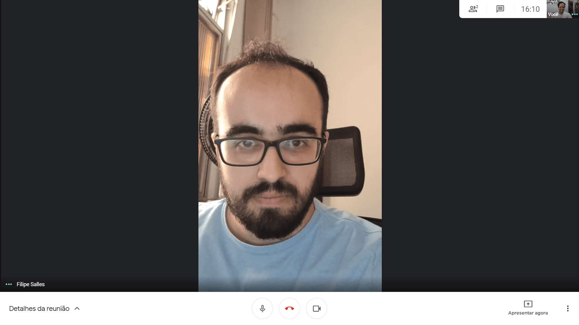 O Samsung Dex te permite fazer videoconferências usando a câmera do seu smartphone, que provavelmente será melhor que a webcam (Foto: Filipe Salles)