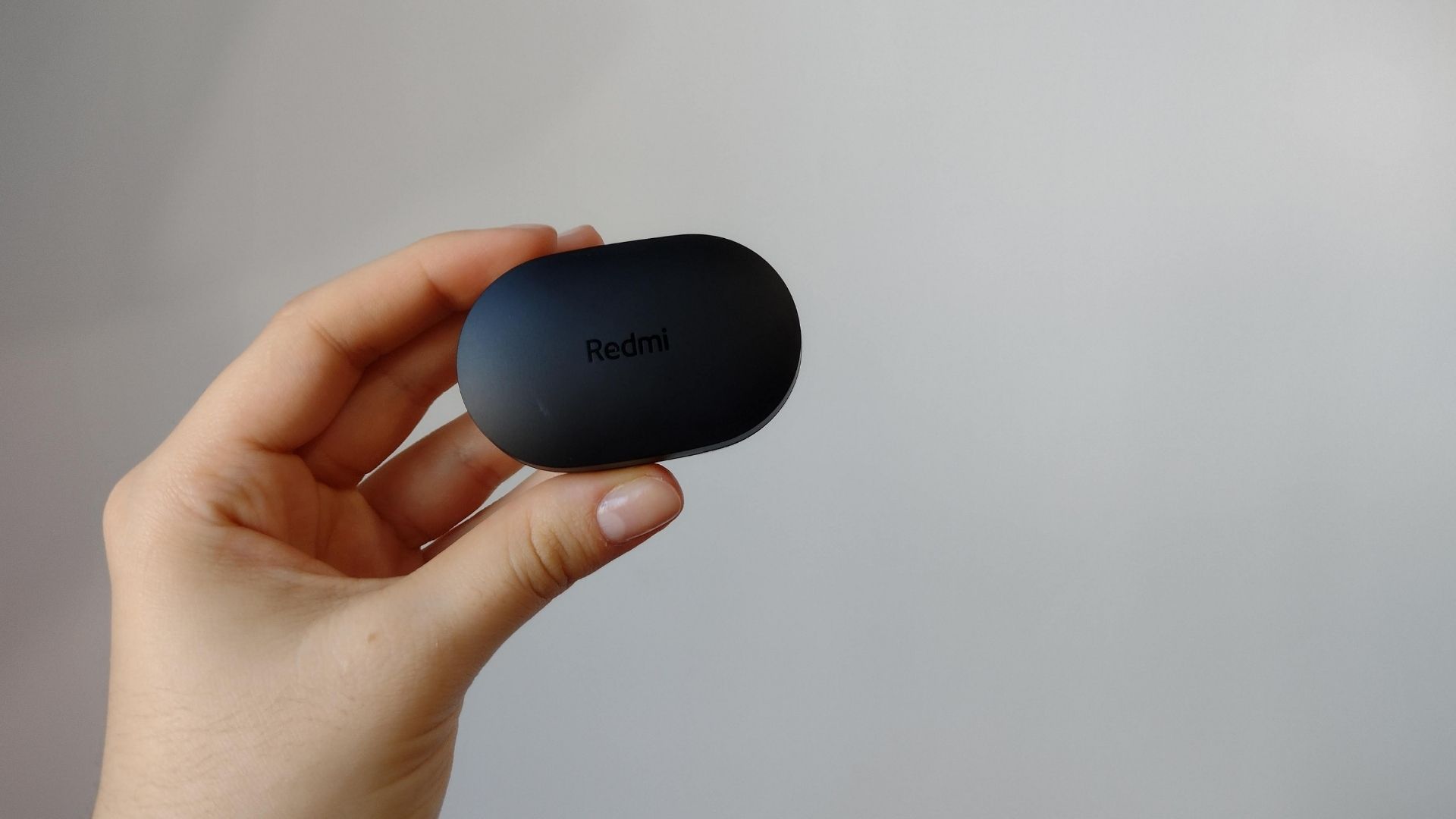 Redmi AirDots 2 é opção para quem procura um fone barato (Foto: Aline Batista/Zoom)