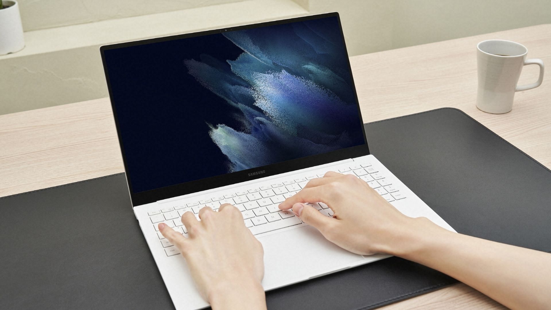 Galaxy Book Pro tem recursos para integração com celulares da marca (Foto: Divulgação/Samsung)