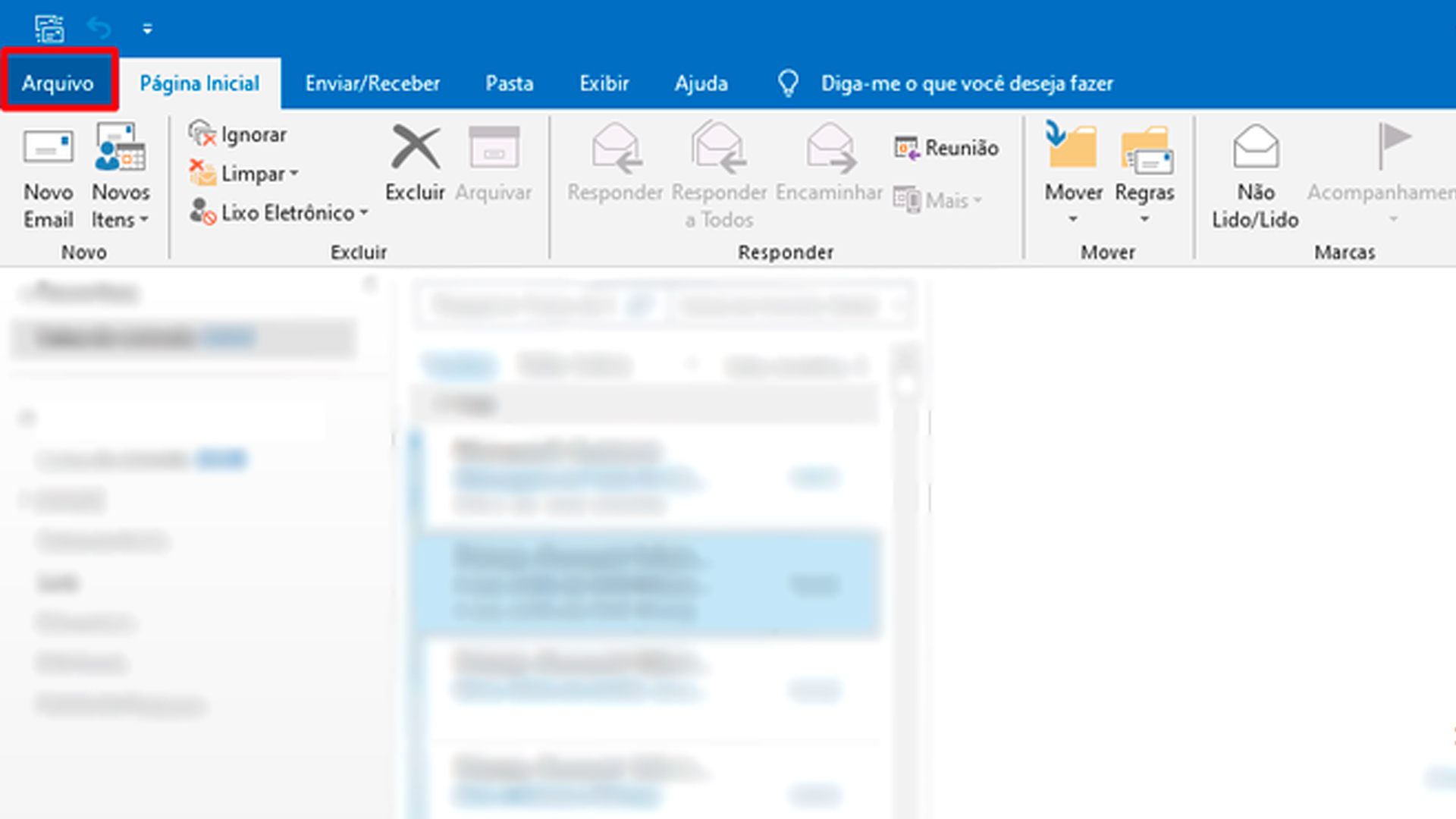 Outlook com Gmail: o primeiro passo é clicar em arquivo para poder conferir as opções adicionais. (Fonte: Reprodução / Internet)