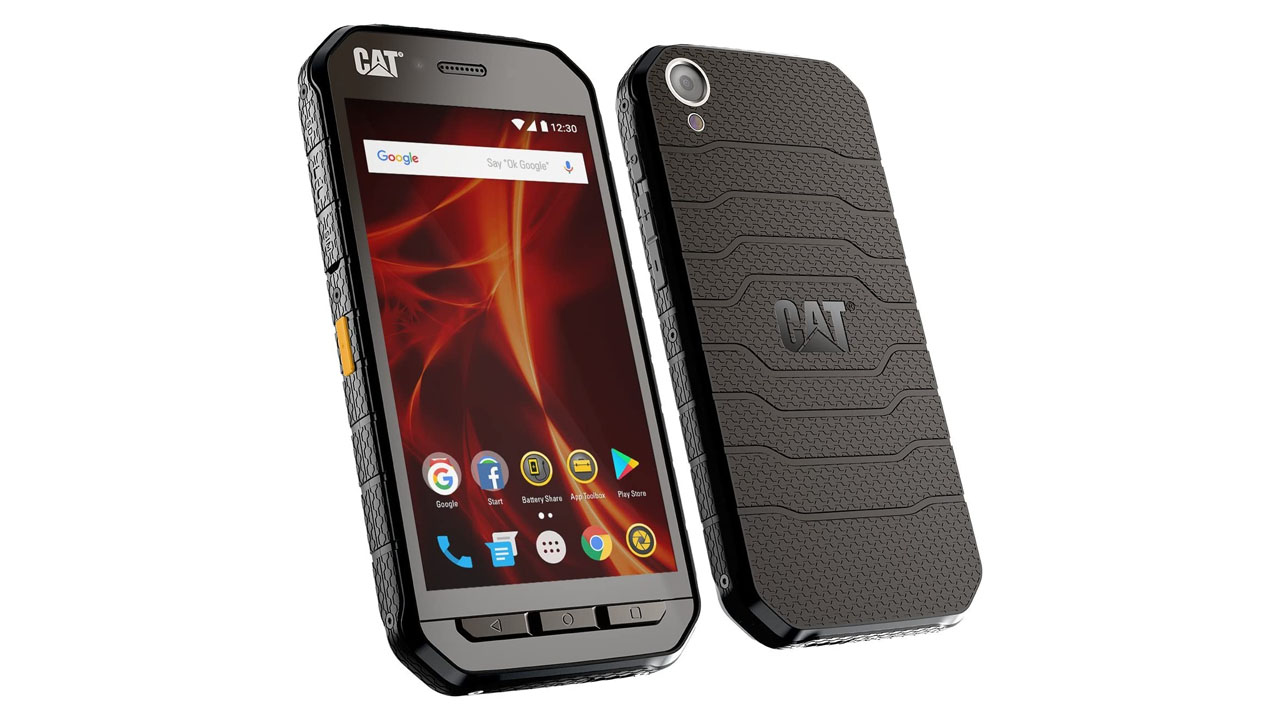 Celular Caterpillar S41 frente e verso em fundo branco