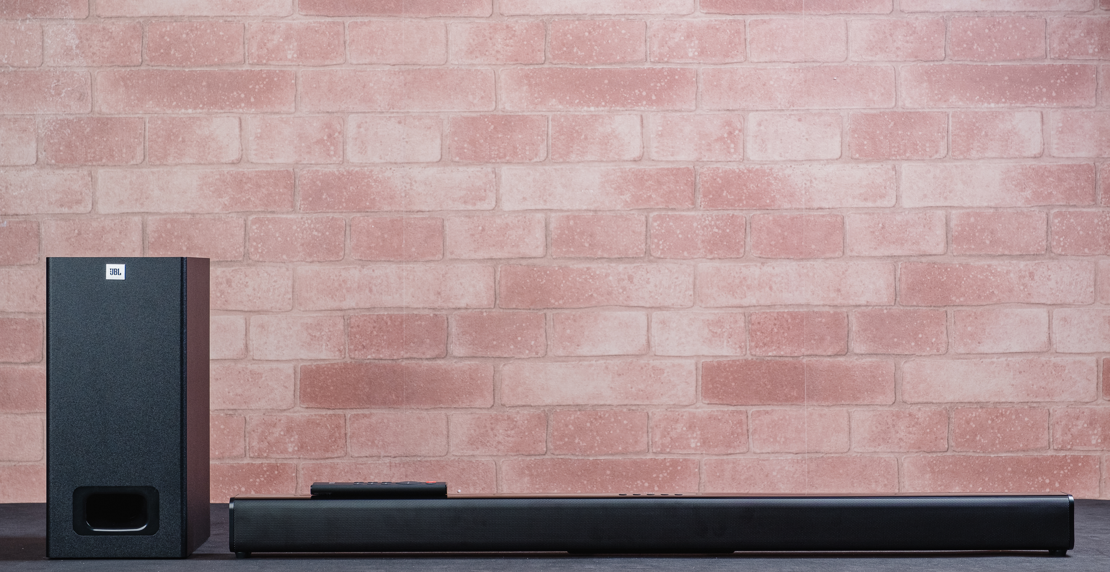 Soundbar JBL Cinema SB130 (Foto: Zoom)
